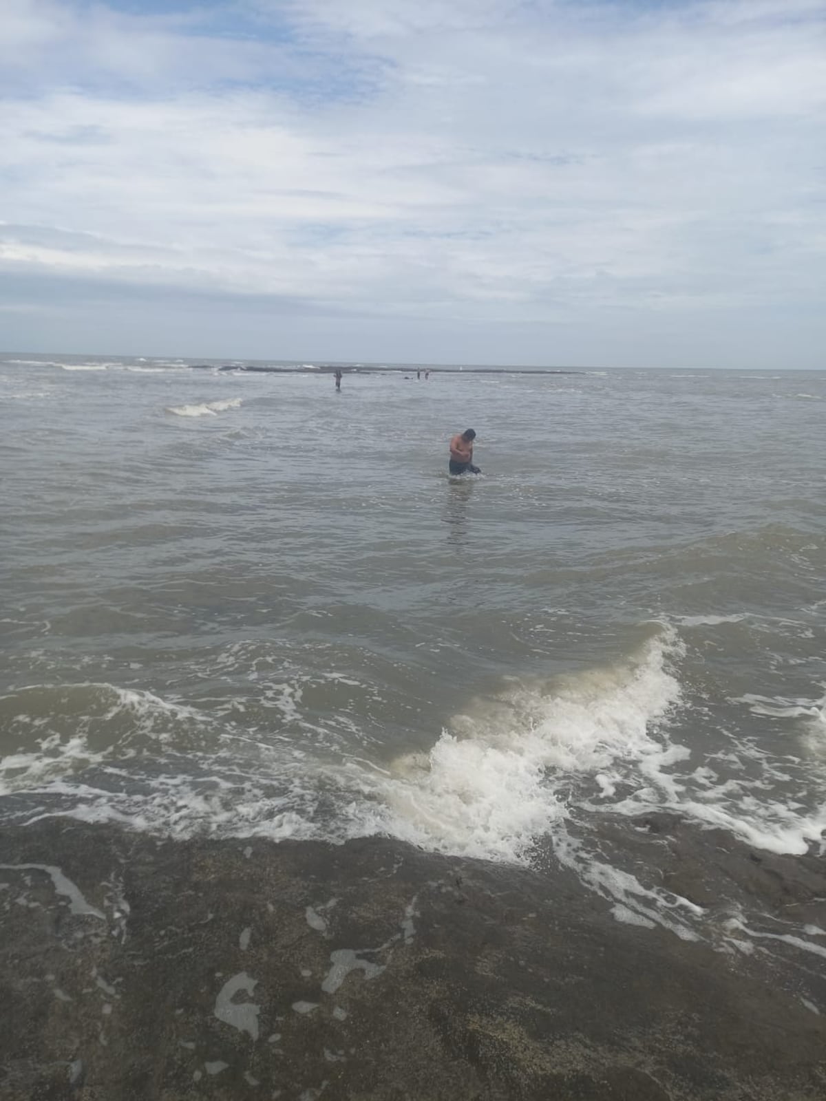 Decomisan varios paquetes de droga en la playa El Uverito de Las Tablas