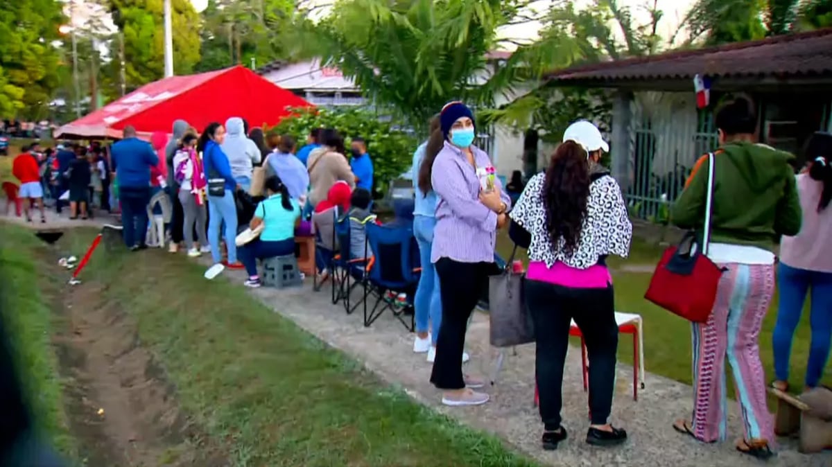 Se ‘monstrosean’  los padres de familia en el Instituto Rubiano, pues se agotaron los cupos para el 2025