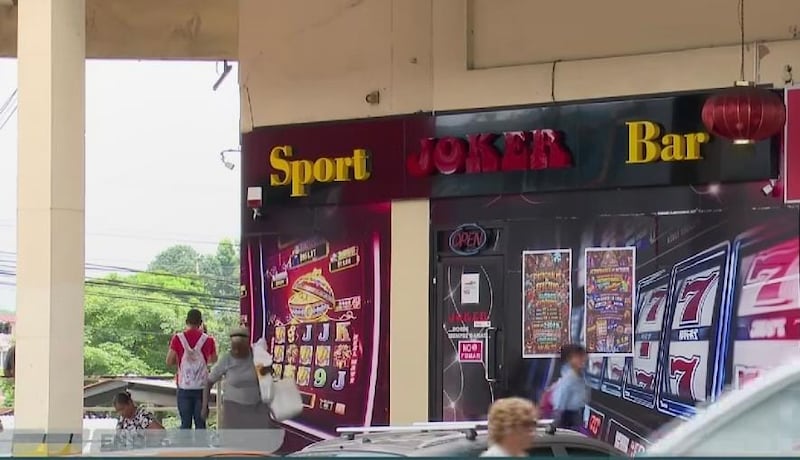 ÚLTIMA HORA | Robo en casino de La Gran Estación: tres sujetos con ropa de construcción despojan a clientes y se llevan $900