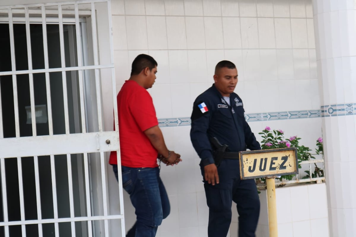 Montijano es detenido por enlazar a peatón en un auto en marcha en Veraguas 