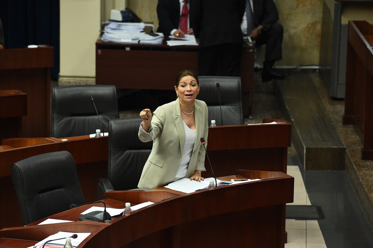 Asamblea aprueba bono para jubilados; Ana Matilde quiso votar nulo