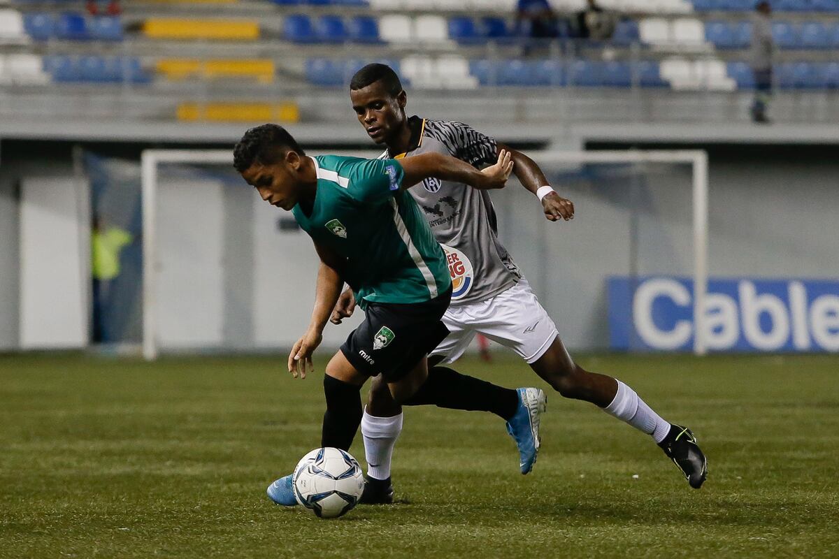 FEPAFUT destina 200 mil dólares para la preparación de la Roja de cara a la Eliminatoria