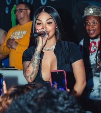 ¿Valiente o apresurada? El regreso de Anyuri a tarimas da de qué hablar