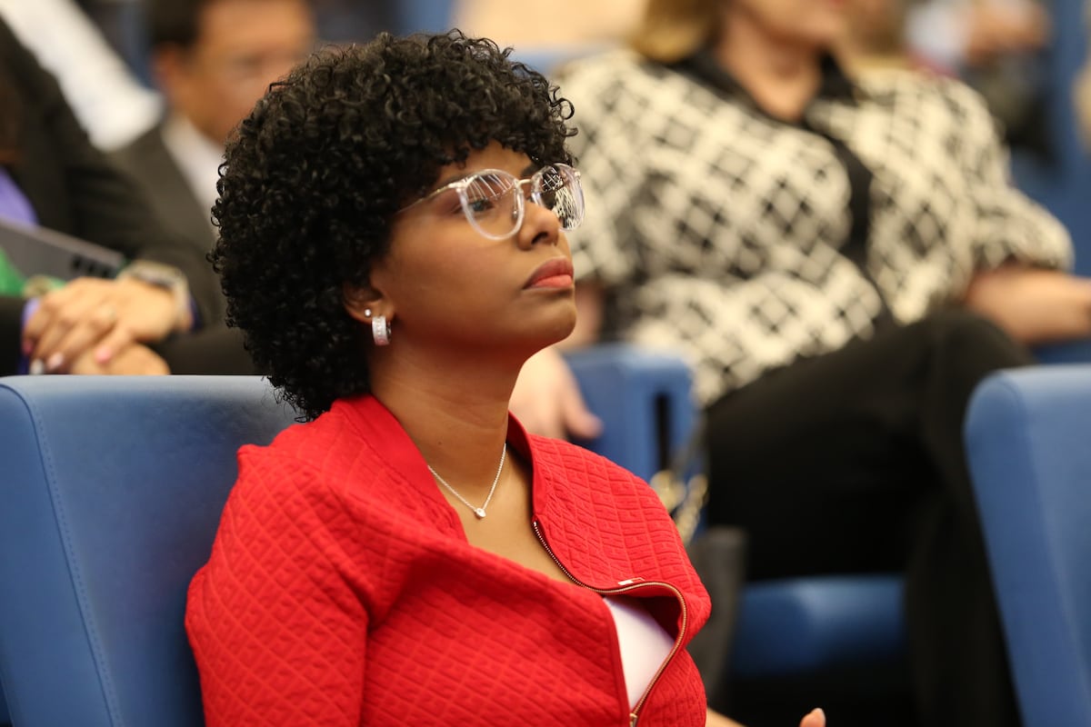 Asamblea confirma que Walkiria Chandler fue asistente parlamentaria