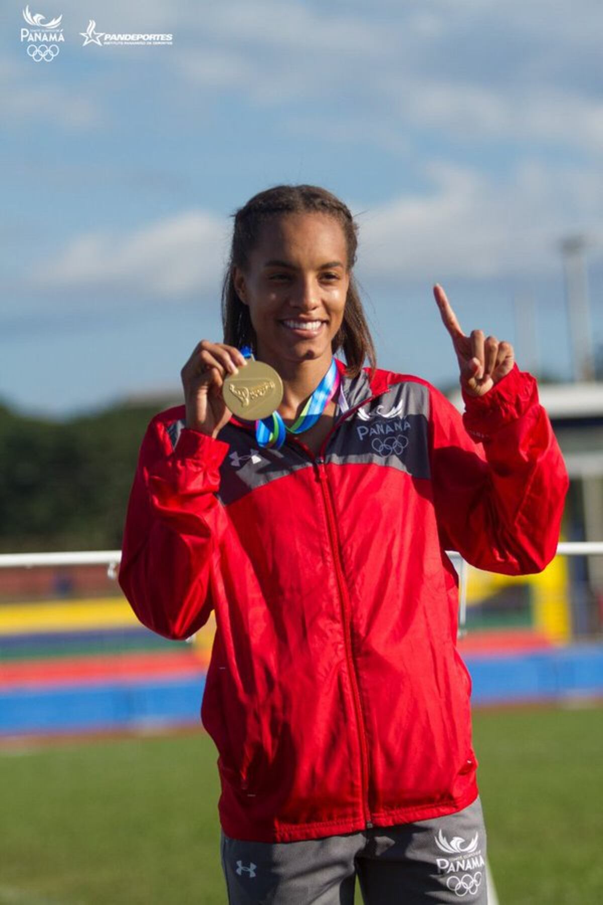 Es dorada. Nathalee Aranda se impone en el Centroamericano Mayor de Atletismo