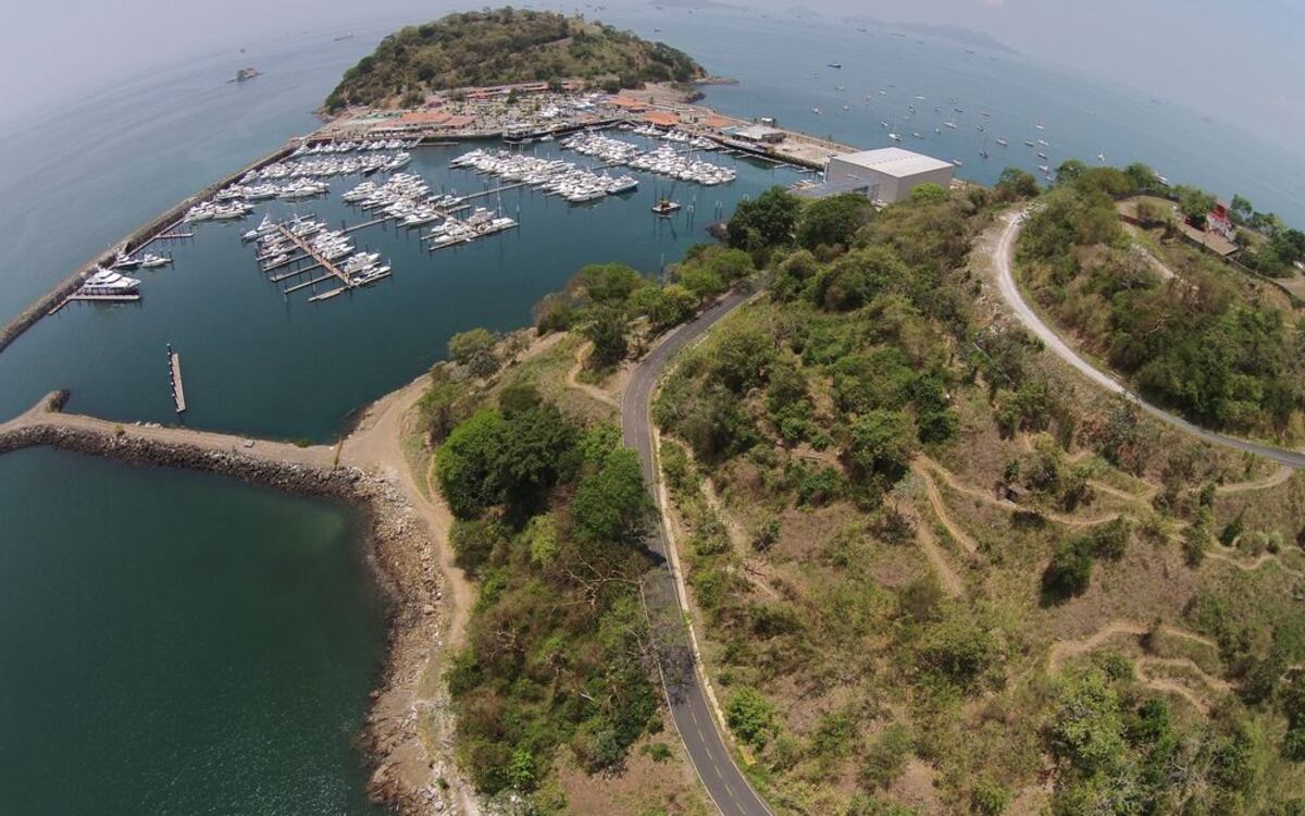 PRIMERA PIEDRA. Inicia construcción del puerto de cruceros de Amador