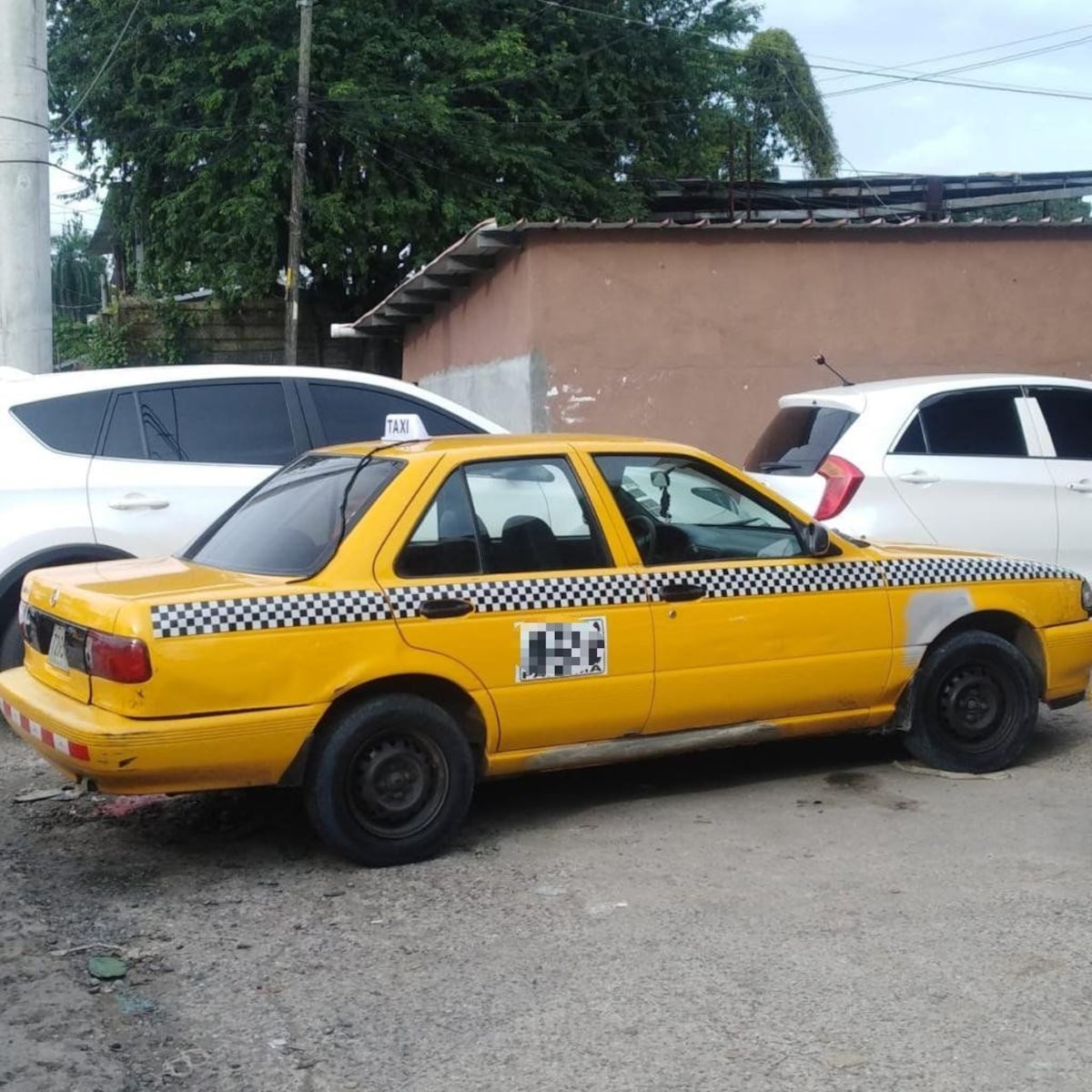 Sancionan a taxistas que participaron en una regata en Chilibre