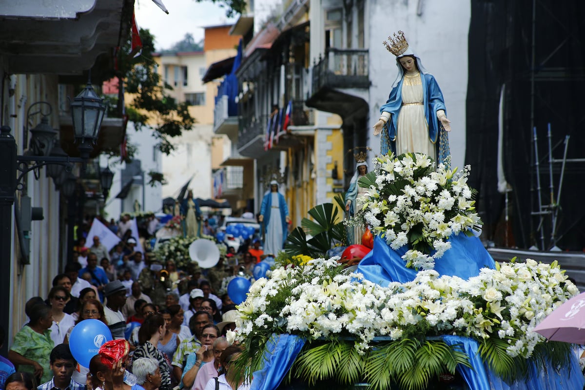 Comunidades se preparan para celebrar la fiesta de la Medalla Milagrosa