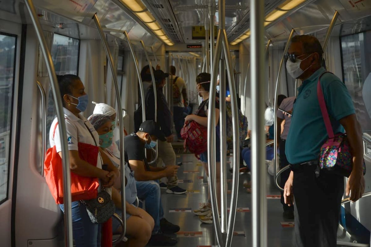 El Metro de Panamá reitera prohibición del uso de mascarillas con válvulas de exhalación