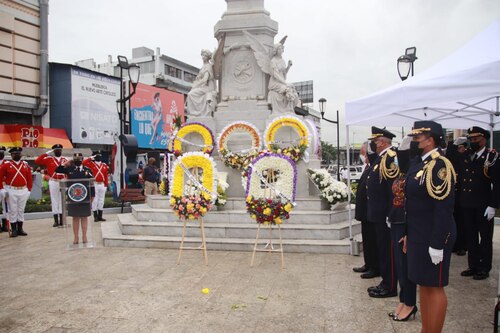 Bomberos conmemoran los 108 años de la tragedia de El Polvorín