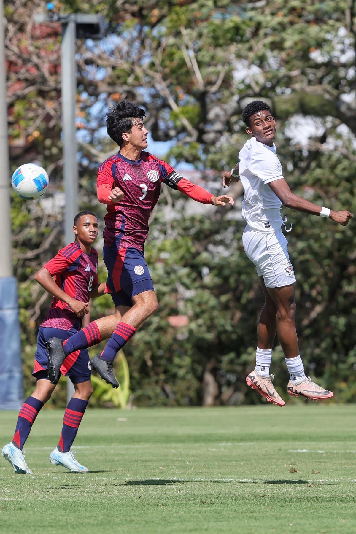 Defensa tambaleante y estrategia dudosa: La Sub-17 panameña pierde 4-2 ante Costa Rica