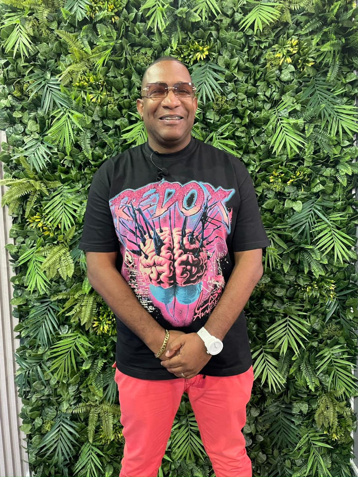 EXCLUSIVA. ‘La mente te engaña, pero el corazón no’: Almirante cuenta su historia en medio de su lanzamiento ‘Dime’