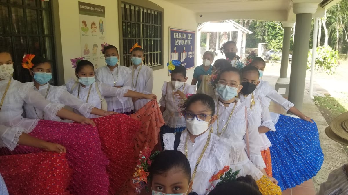 Escuela San Pedro Nolasco, a favor de la niñez de Burunga en Arraiján