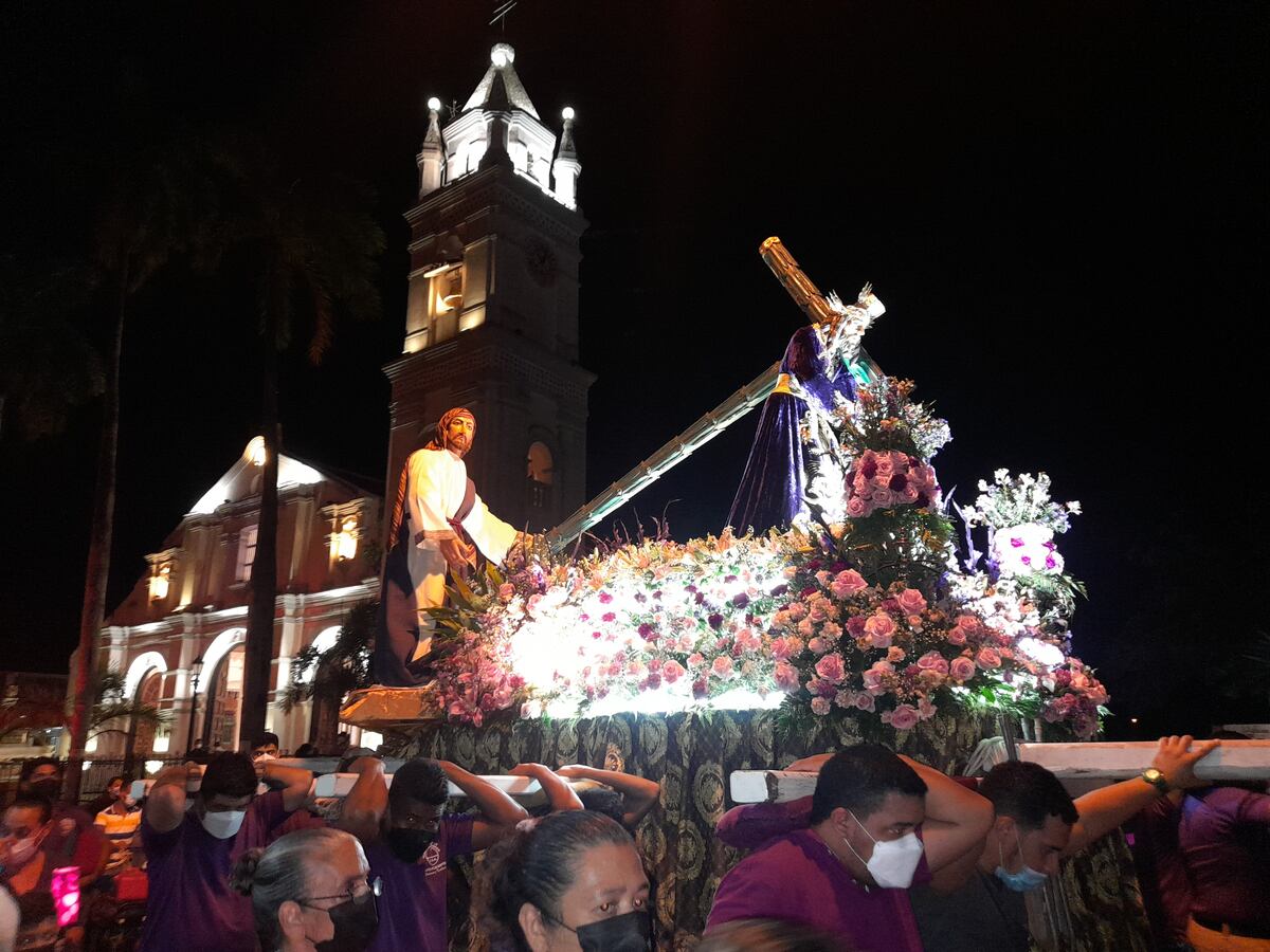 Viven la Semana Santa. En La Villa de Los Santos