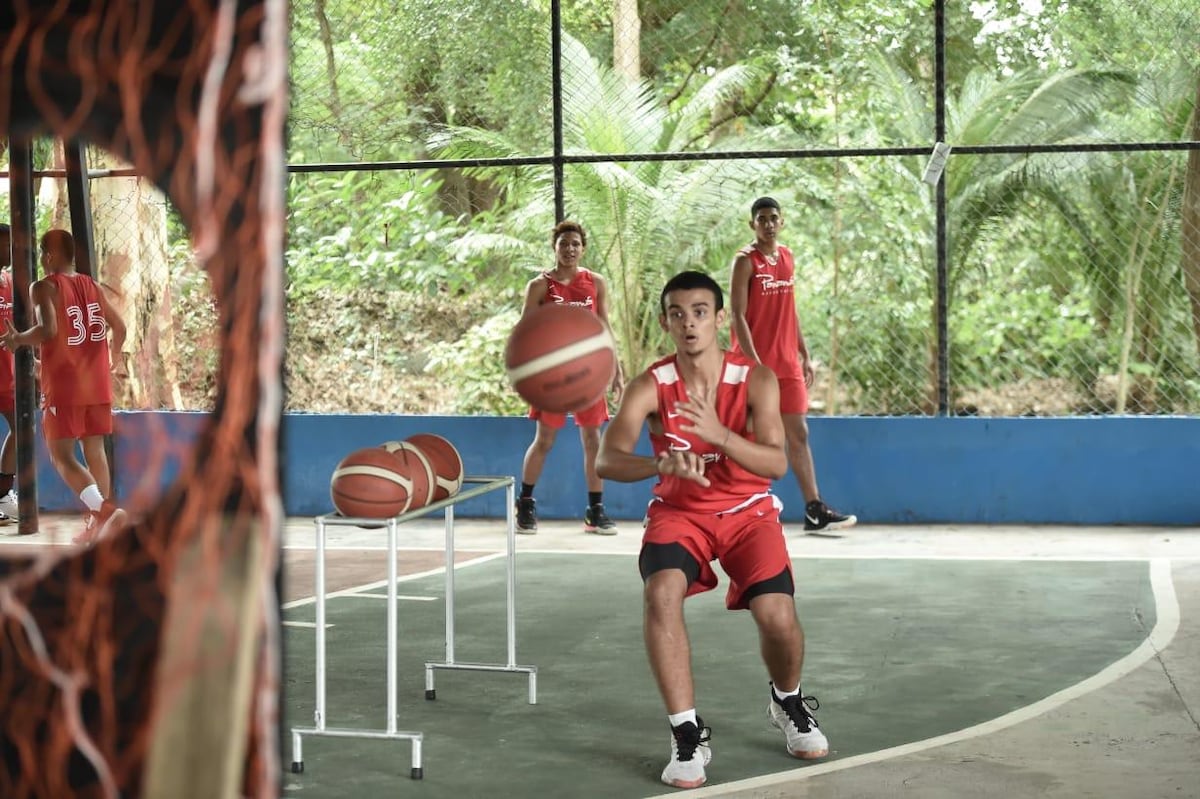 Panamá cae ante Bulgaria en torneo virtual de baloncesto. Video 