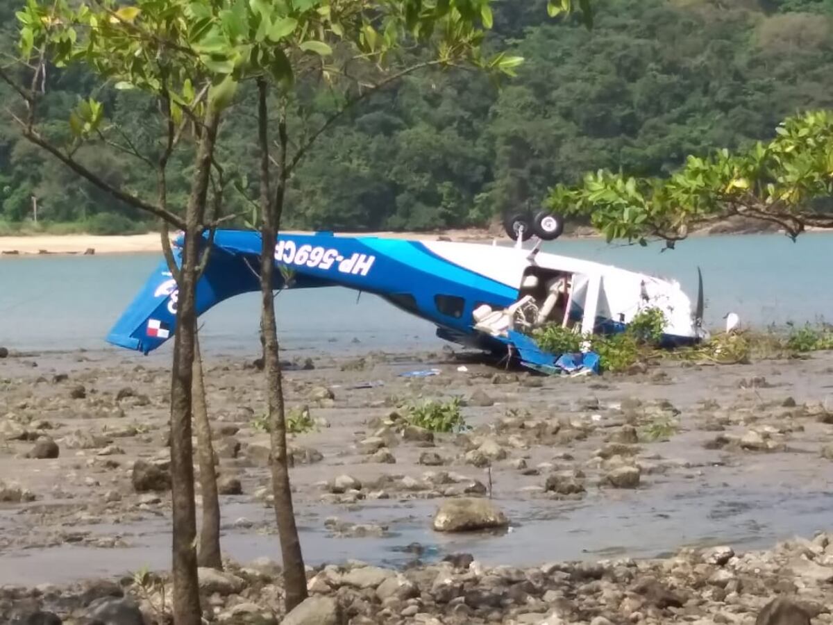 Última hora. Cae avioneta cerca de Veracruz. Fotos 