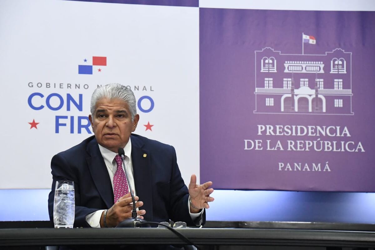 Presidente Mulino participa en el conversatorio de la semana