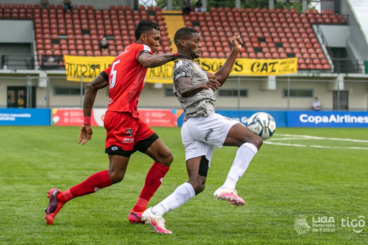 Errores de los porteros definen el derbi de La Chorrera. Videos