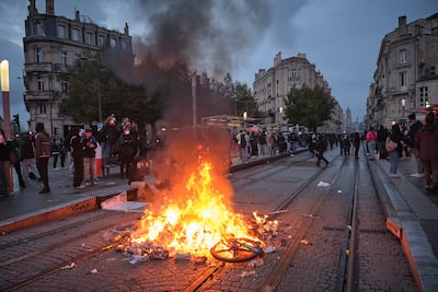 ¡Francia arde de indignación! Más de 410 mil personas salen a las calles y casi mil terminan detenidas