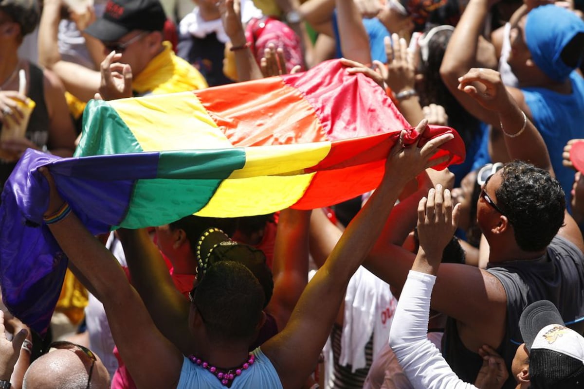 Piden al Gobierno que establezca con claridad los días que personas trans pueden cumplir con la cuarentena según su identidad o expresión de género