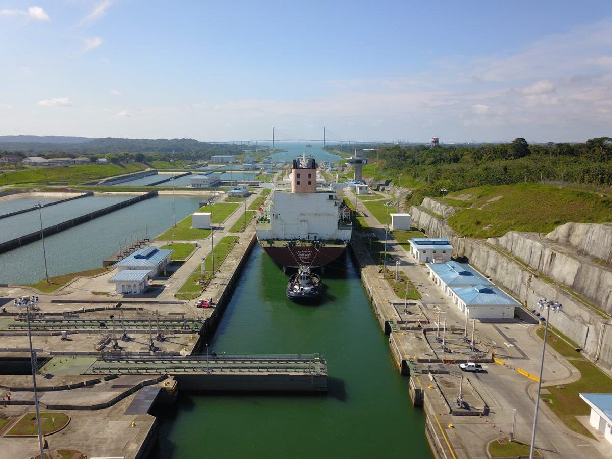 Histórico. El Canal de Panamá impone otra marca con el paso del buque más grande de gas natural licuado