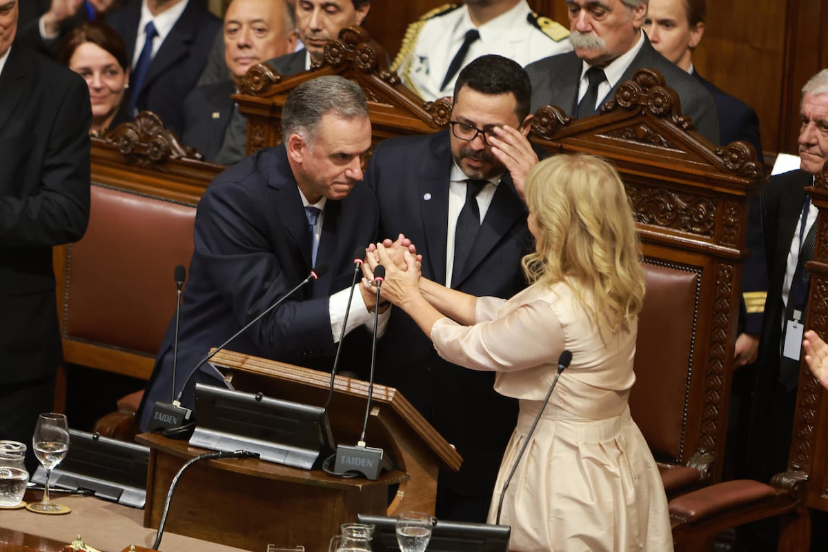 Yamandú Orsi es el nuevo presidente de Uruguay