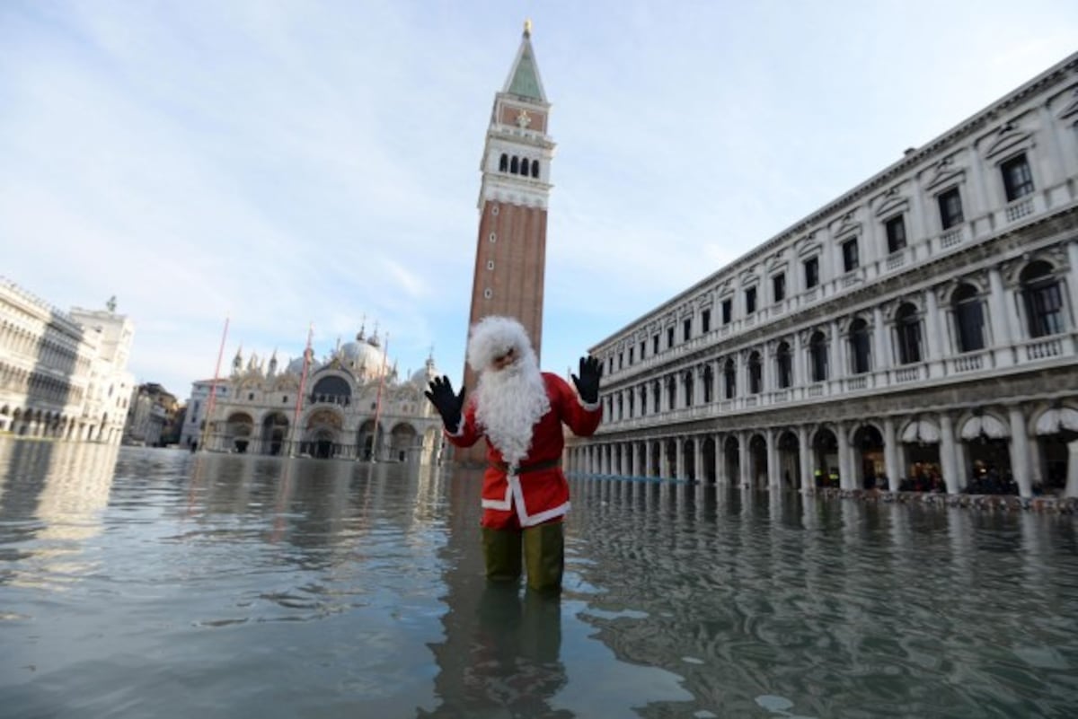 Navidad con el agua hasta el cuello, alta marea ahoga a Venecia