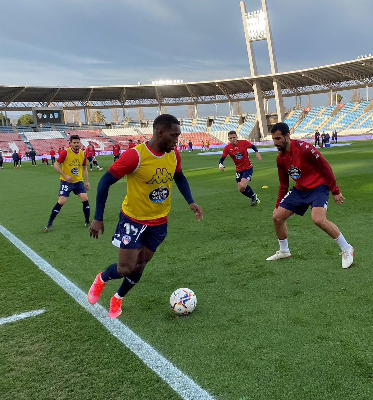 CD Lugo, del panameño ‘Puma’ Rodríguez, despide a su técnico