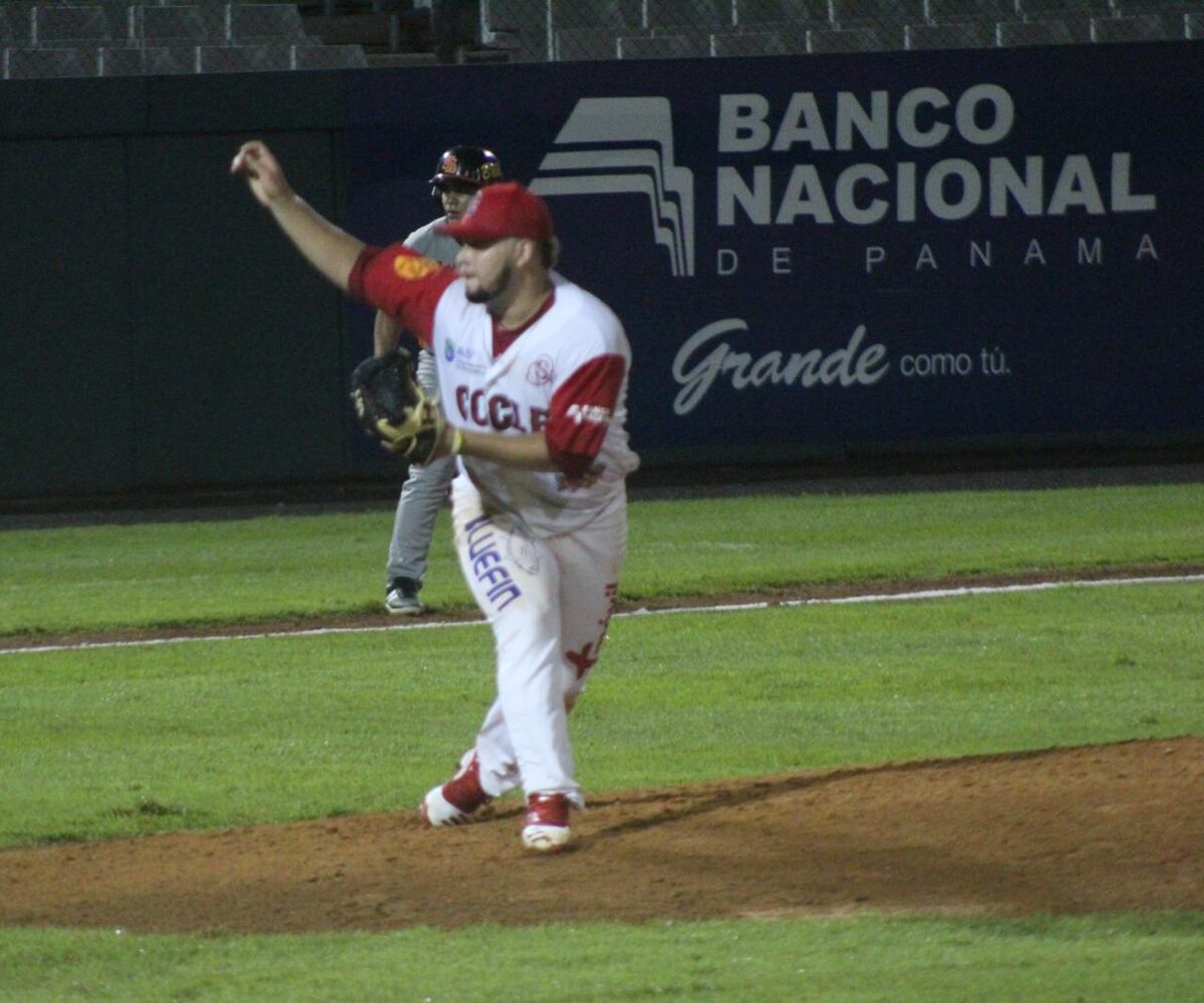 Coclé y Bocas ganan en cierre de la jornada del Béisbol Mayor