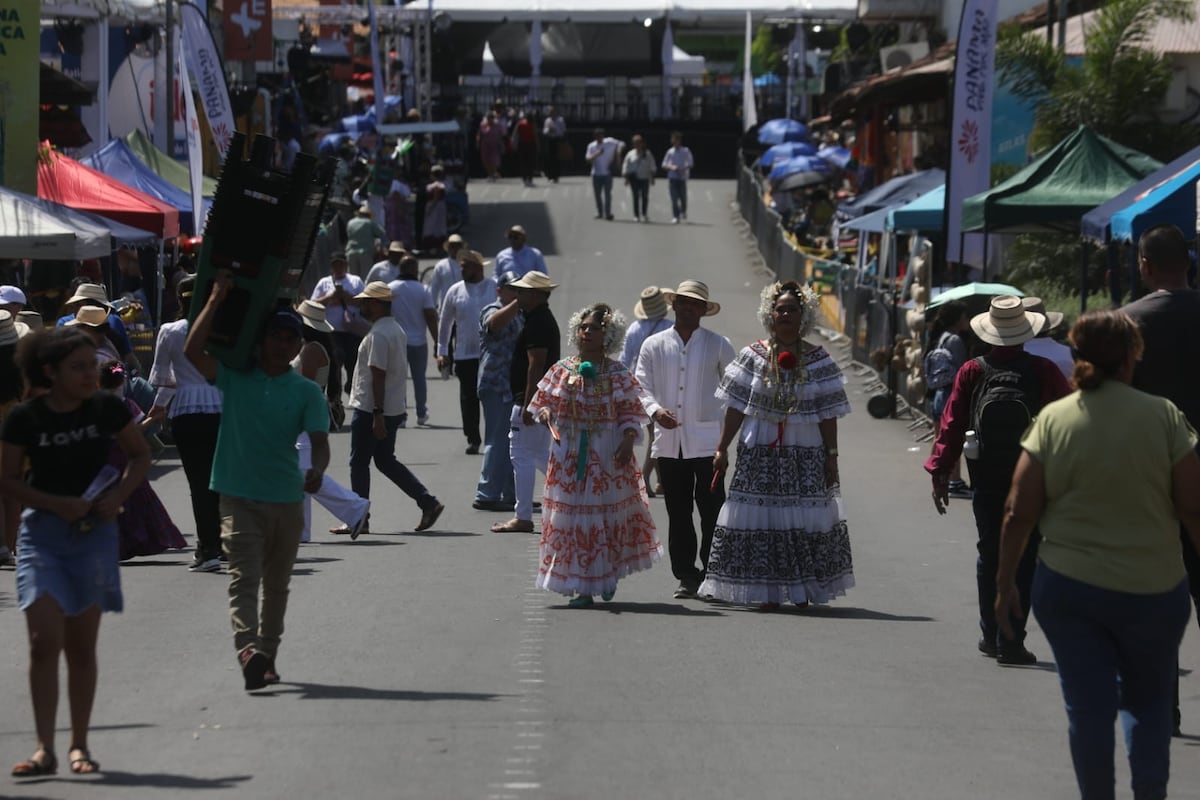 Las Tablas se viste de Mil Polleras y promete ser el más grande hasta la fecha