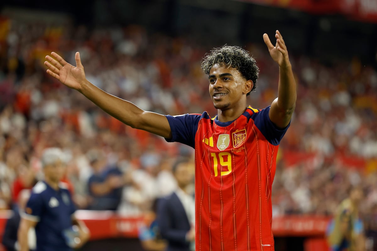 Lamine Yamal mete presión por el Balón de Oro con un doblete ante Croacia