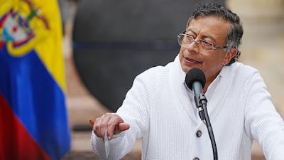 Petro le cierra el cuartel a De la Espriella para su investidura