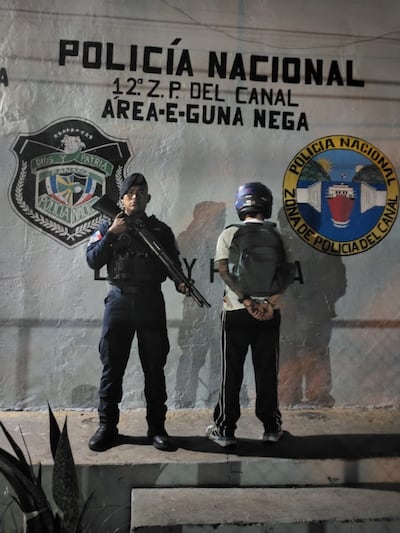 Se le cayó el negocio de ‘Gota a Gota’ al parcero: aprehenden a colombiano que iba en moto con más de $4 mil y las libretas de ‘cobros diarios’ y a otro con más de $10 mil