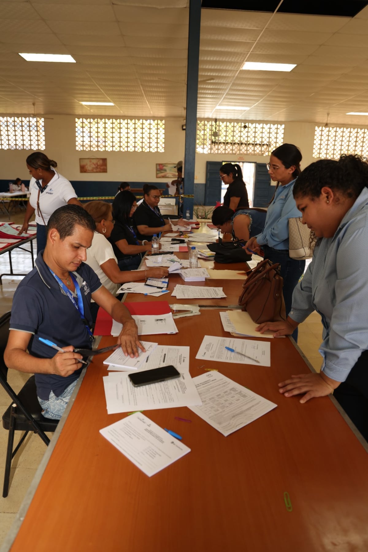 Desde el 27 de abril el IFARHU se mueve a Colón, Darién y comarcas para recibir documentos de becarios 