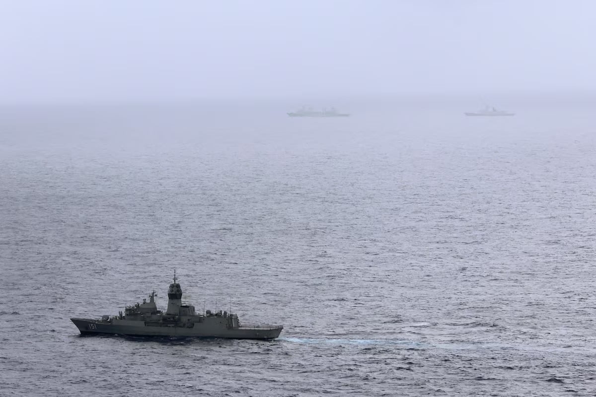 China Tensa las Aguas: Buques de Guerra Causan Caos entre Australia y Nueva Zelanda