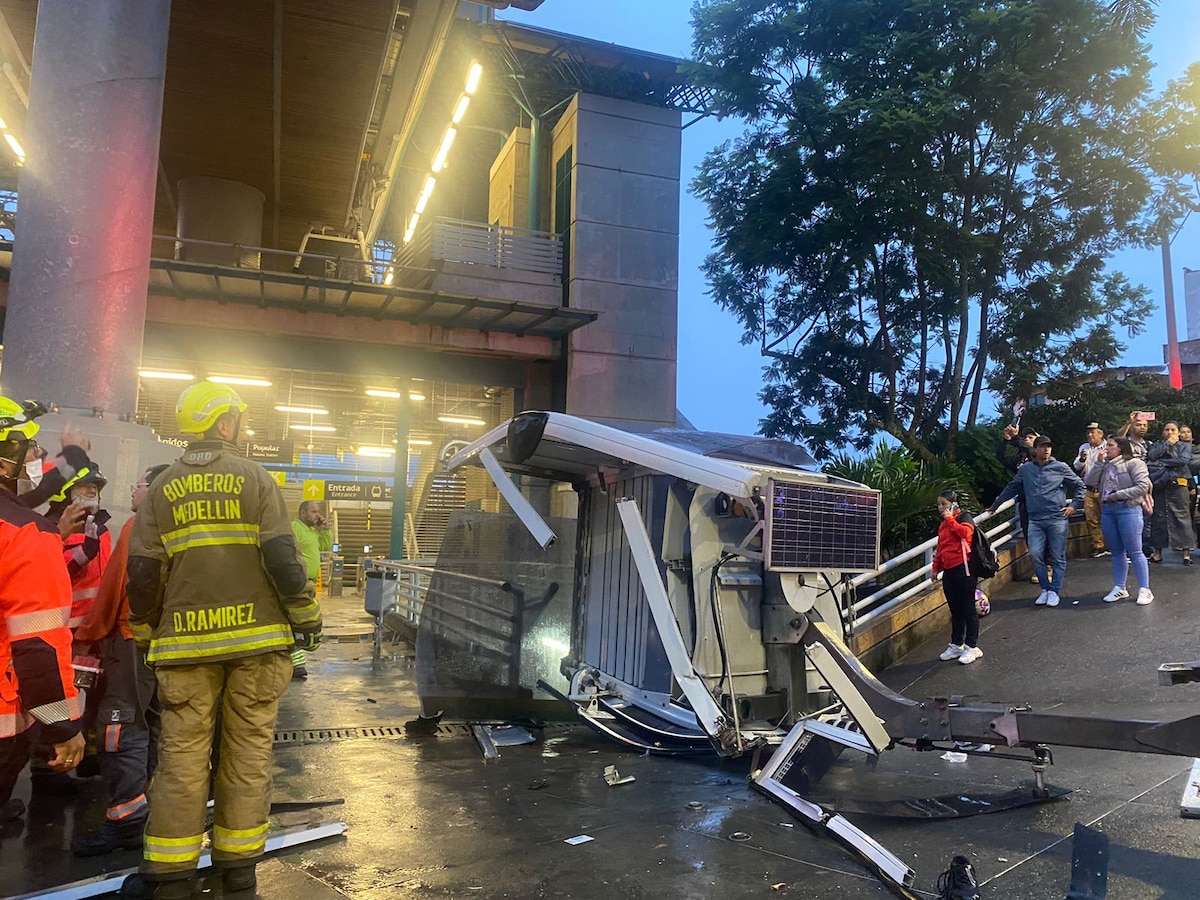Un muerto y 20 heridos deja la caída de una cabina del Metrocable de Medellín