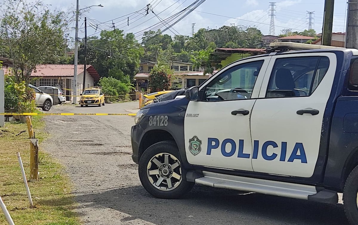 Lo matan dentro de un taxi en Colón