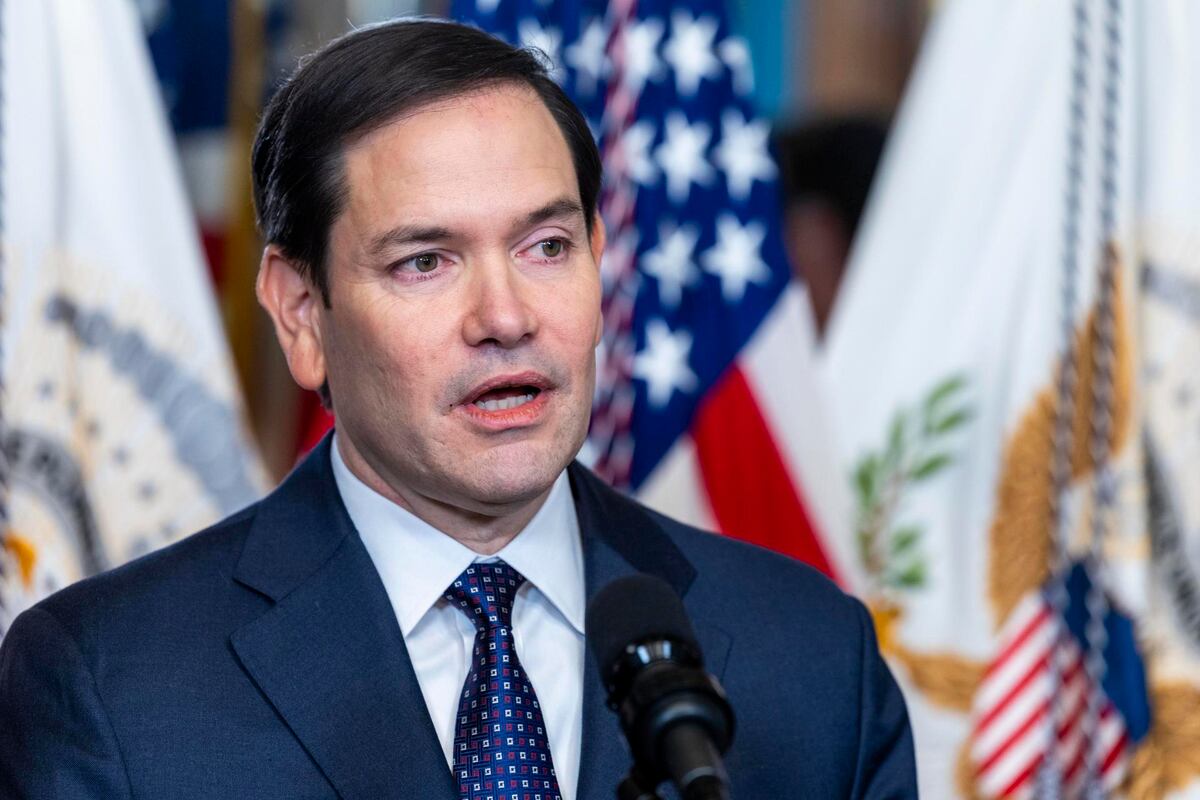 Estados Unidos y El Salvador discuten deportaciones del Tren de Aragua en visita de Marco Rubio