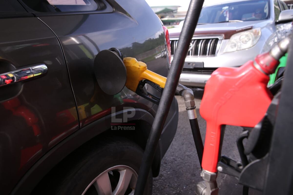 ‘Nombre, no’. Error en el sistema impide que conductores reciban subsidio del combustible. ‘Analizamos qué fue para corregirlo’, dice la ATTT