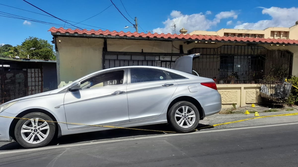 Le sueltan bala en Santa Marta de San Miguelito