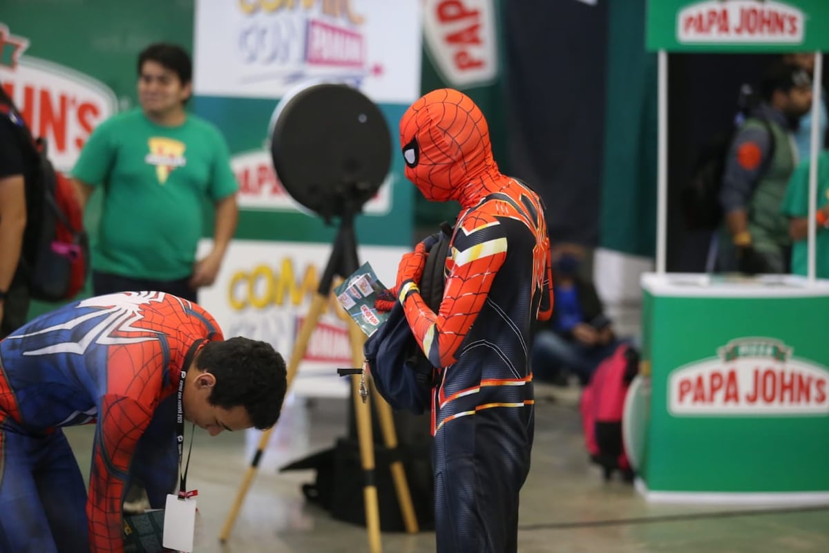 Repleto. Más de 10 mil personas han entrado al Comic Con Panamá. Ni Spider Man se lo ha perdido. Hoy es el último día. Video