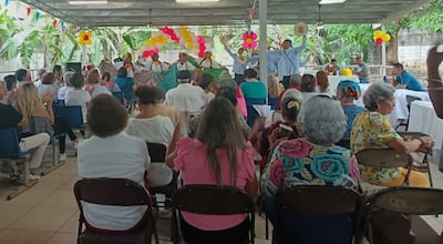 Policlínica Dr. Carlos N. Brin celebró el Día del Abuelo con música, charlas y pastel en Parque Lefevre