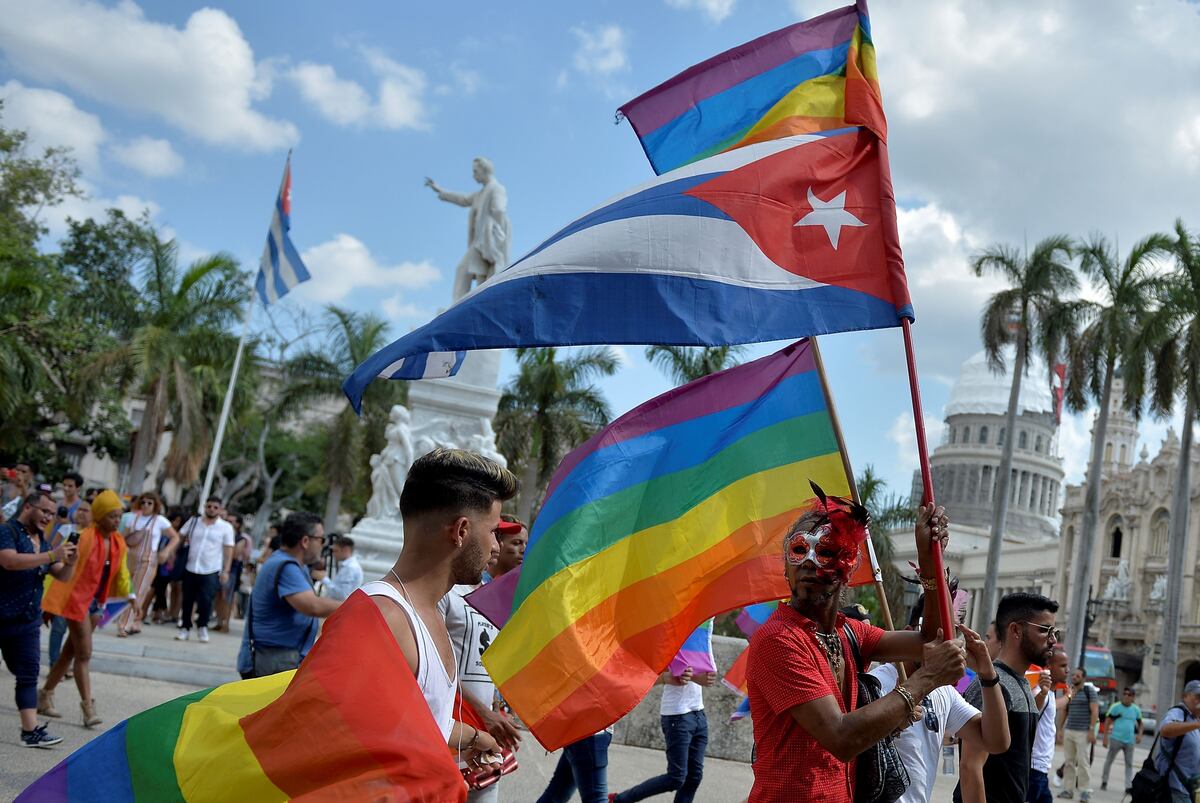 Policía cubana interrumpe marcha independiente por derechos LGBT