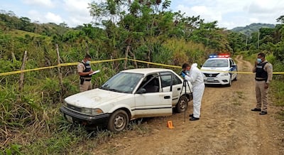 Misterio en El Rincón, Río Hato: encuentran vehículo abandonado con un hombre extranjero asesinado dentro