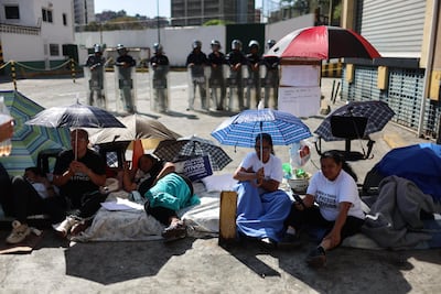 Liberan a 17 presos políticos en Zona 7 de Caracas