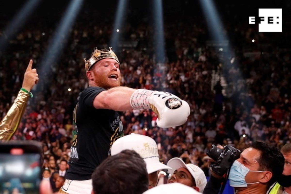 Canelo noquea a Plant y hace historia. Revela lo que le dijo a su rival tras el combate. Video