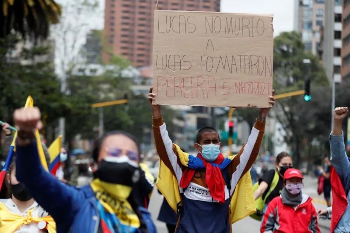 Lamentable. Declaran muerte cerebral a Lucas Villa, manifestante que recibió ocho disparos en Colombia