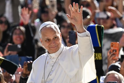 700 mil personas arropan al papa León XIV en el corazón de París
