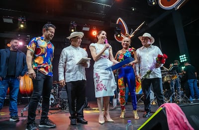 ¡Se llevaron otro aplauso! Samy y Sandra reciben homenaje por mantener viva la música típica