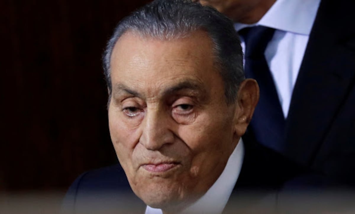 Fallece a los 91 años el expresidente egipcio Hosni Mubarak, que renunció al poder tras la Primavera Árabe